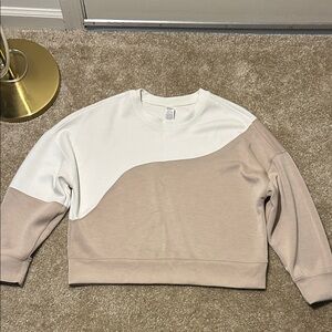 RBX Women's Cream and Tan Crew Neck Sweater